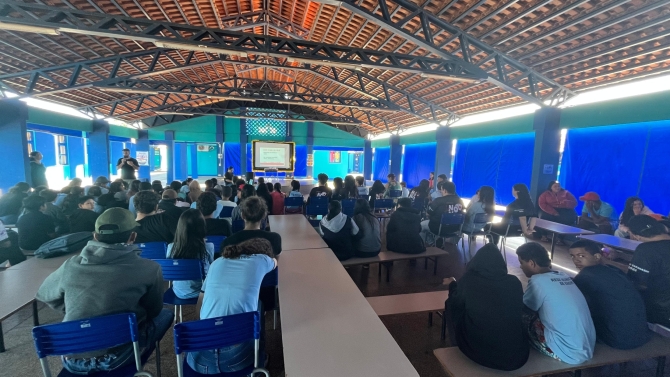 Polícia Civil promove bate-papo educativo com alunos em Bela Alvorada
